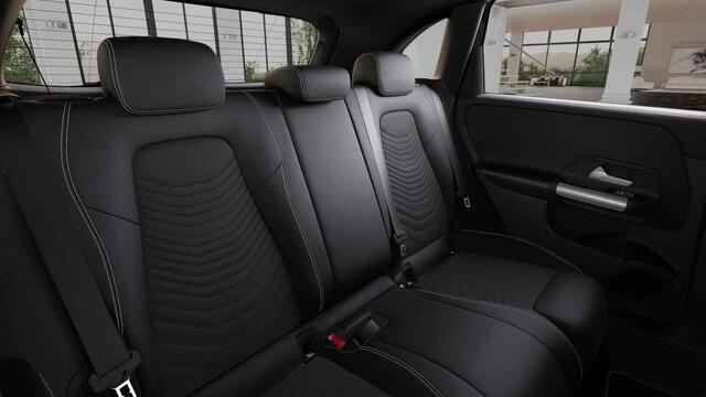 Mercedes-Benz B-KLASSE 180 Business Line | Stoelverwarming | Widescreen | Achteruitrijcamera |