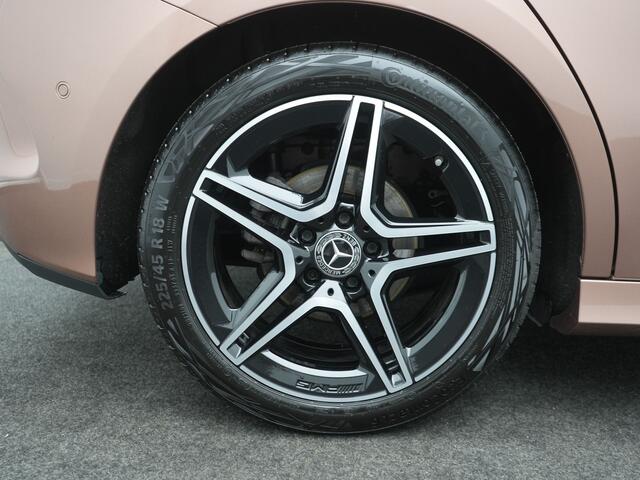 Mercedes-Benz B-KLASSE 180 AMG Line - RIJKLAARPRIJS - Automaat - Achteruitrijcamera - Sfeerverlichting!