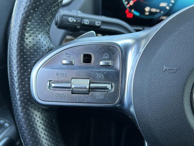 Mercedes-Benz B-KLASSE 250e AMG // Trekhaakl // Caplay // Camera // Sfeerverlichting // Nightpakket