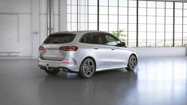 Mercedes-Benz B-KLASSE 180 Business Solution AMG | Night | Widescreen | Trekhaak | Panoramadak | Stoelverwarming |