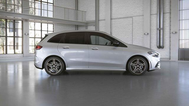 Mercedes-Benz B-KLASSE 180 Business Solution AMG | Night | Widescreen | Trekhaak | Panoramadak | Stoelverwarming |