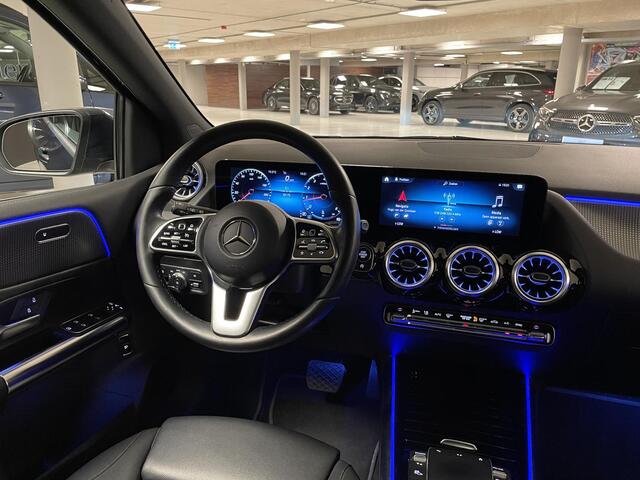 Mercedes-Benz B-KLASSE 180 Luxury | Pano | Keyless