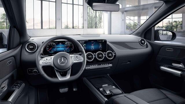 Mercedes-Benz B-KLASSE 200 Business Solution AMG | Trekhaak | Stoelverwarming | Apple Carplay |