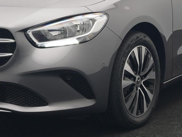 Mercedes-Benz B-KLASSE 250 e Progressive PHEV 218pk Dealer O.H | Trekhaak Af Fabriek | 360 Camera | Blis | Sportstoelen & Stuur Verwarmd | Apple Carplay | Widescreen | Navigatie | Virtual | DAB | L.M 17"| Plug In Hybrid |