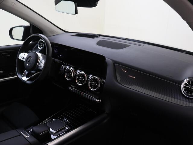 Mercedes-Benz B-KLASSE 250 e AMG Line | Navigatie | Adaptive cruise control | Trekhaak