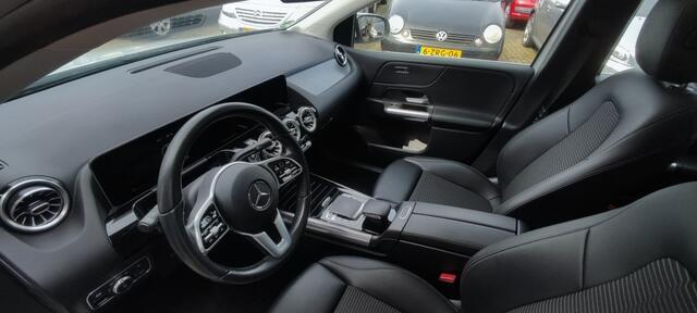Mercedes-Benz B-KLASSE 200 Bus. Sol. AMG Automaat. Bijna Alle Opties!!!