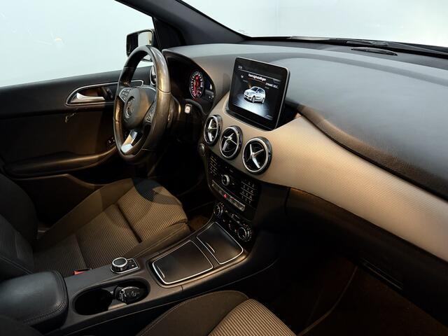 Mercedes-Benz B-KLASSE 180 d Business Airco, Camera, Navi, Keyless start, Cruise control, Lichtmetalen velgen, Stoelverwarming