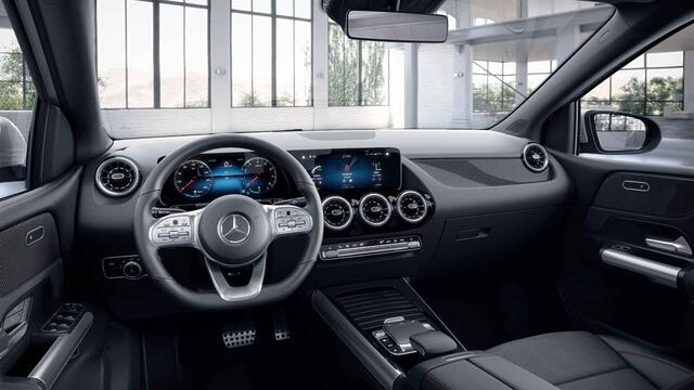 Mercedes-Benz B-KLASSE 180 Business Solution AMG | Panoramadak | Trekhaak | Stoelverwarming | Widescreen |