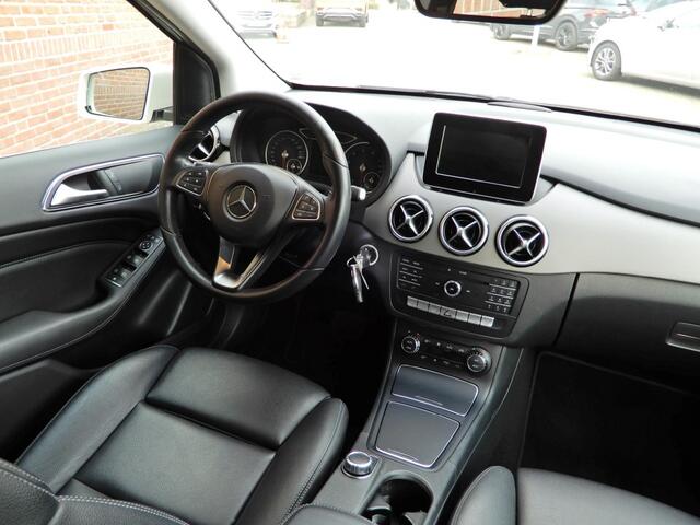 Mercedes-Benz B-KLASSE 180 AMBITION automaat