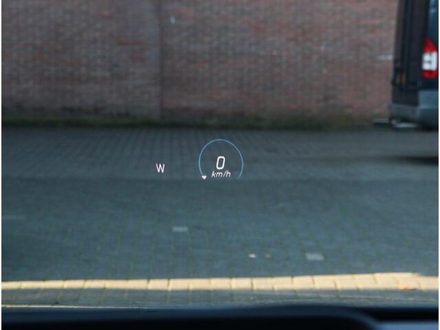 Mercedes-Benz B-KLASSE 180 AMG Line | Panoramadak | Distronic