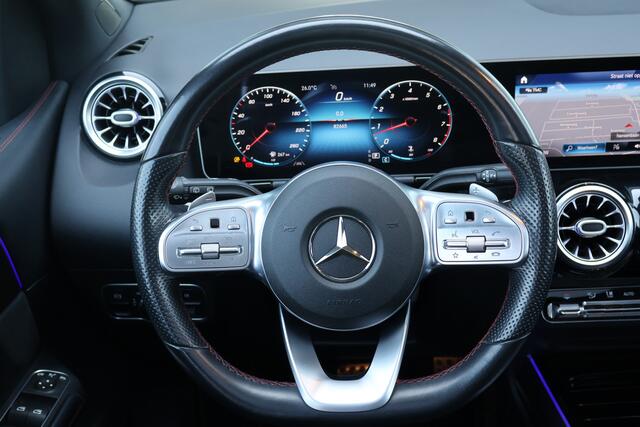 Mercedes-Benz B-KLASSE 220 AMG Line l Panoramadak l Nightpakket l LED High Performance l MBUX l Camera l Smartphone Integratie l Stoelverwarming l PTS l Airconditioning l Elektr. bedienbare Achterklep l