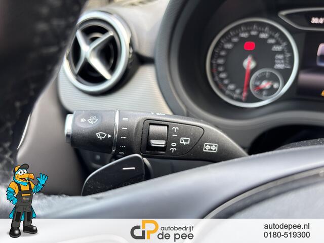 Mercedes-Benz B-KLASSE 180 Ambition GARANTIE/AUTOMAAT/CRUISE/AIRCO/NAVI/PDC/LICHTMETAAL rijklaarprijs!
