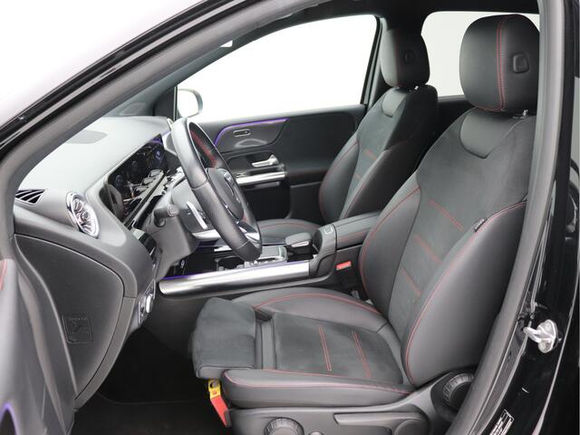 Mercedes-Benz B-KLASSE 180 AMG Sfeerverlichting, Stoelverwarming, Cruisecontrol