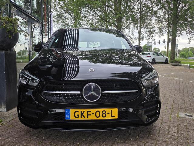 Mercedes-Benz B-KLASSE AMG 250 e Business Line | SOH 95,28% | Navigatie | Climate Control | Cruise Control | Licht metalen velgen | Apple Carplay