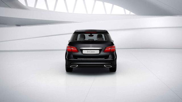Mercedes-Benz B-KLASSE 180 Business Solution AMG | Panoramadak | Stoelverwarming | LED koplampen | Navigatie |