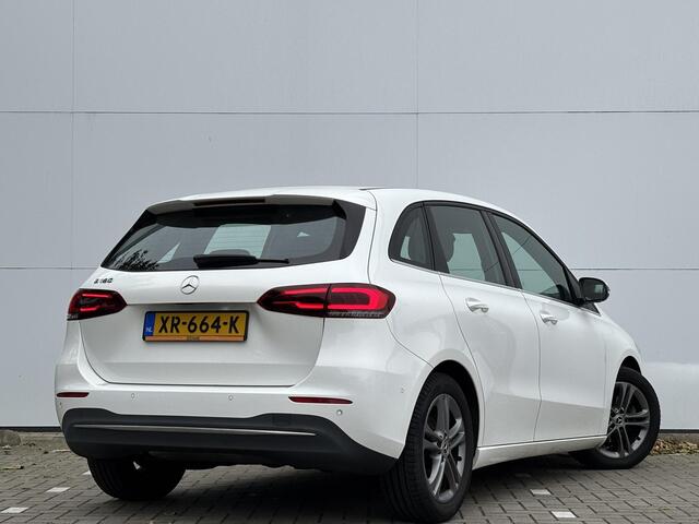 Mercedes-Benz B-KLASSE 180 Business Solution | Sportstoelen | Navigatie | Camera |