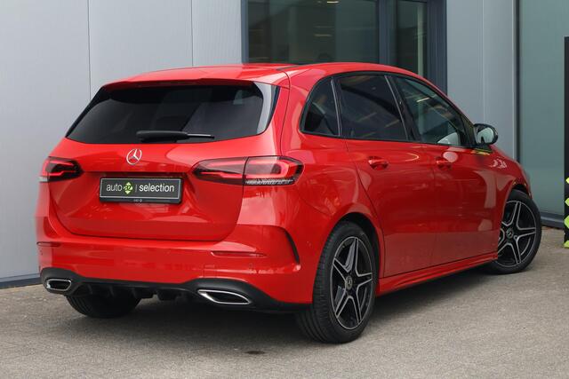 Mercedes-Benz B-KLASSE 180 Business Solution AMG / Pano