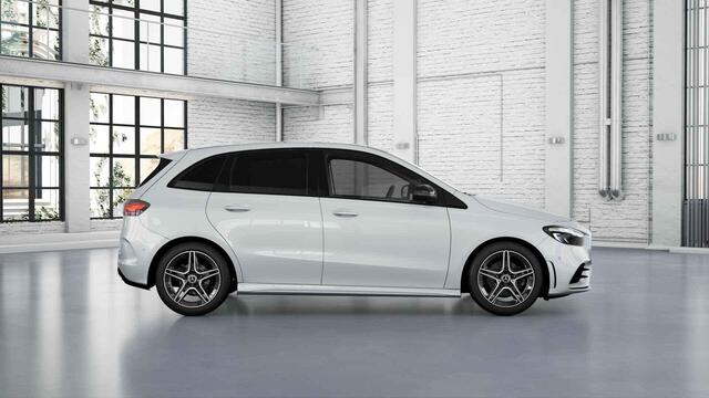 Mercedes-Benz B-KLASSE 180 AMG Line | Panoramadak | Night | Widescreen | Achteruitrijcamera | Stoelverwarming | Sfeerverlichting |