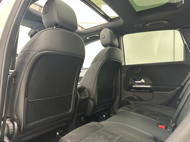 Mercedes-Benz B-KLASSE 180 AMG Line | Panoramadak | Multibeam | Night Pakket |
