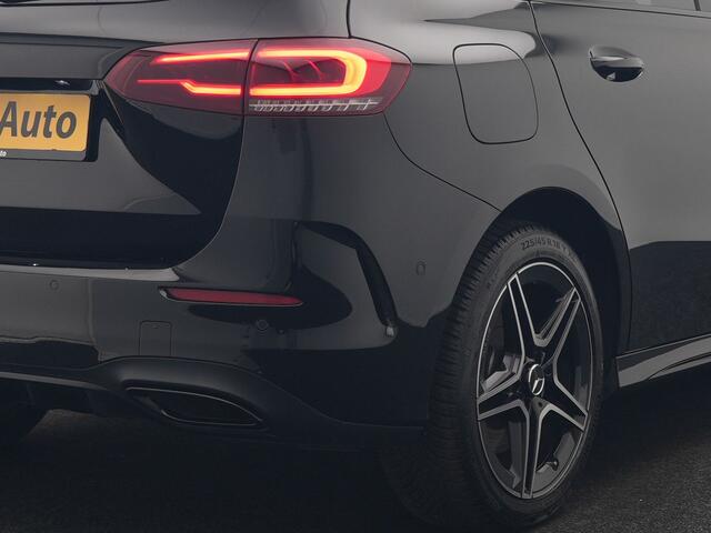 Mercedes-Benz B-KLASSE 250 e Business Solution AMG Limited PHEV 218pk Dealer O.H. | Burmester Audio | Alcantara Sportstoelen Verwarmd | Camera | Sfeerverlichting | Apple Carplay | Widescreen Navigatie | DAB | Plug In Hybrid |