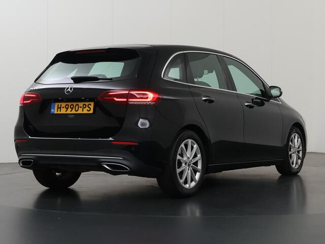 Mercedes-Benz B-KLASSE 220 Launch Edition Premium | Keyless | Premium Sound | Stoelverwarming | Widescreen | Achteruitrijcamer |