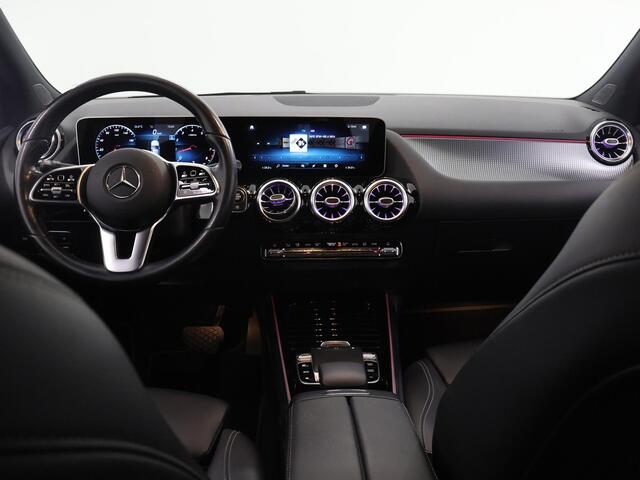 Mercedes-Benz B-KLASSE 220 Launch Edition Premium | Keyless | Premium Sound | Stoelverwarming | Widescreen | Achteruitrijcamer |