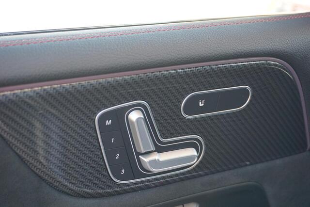Mercedes-Benz B-KLASSE 200 Business Solution AMG | PANO | massage | trekhaak | sfeer | elct stoelen