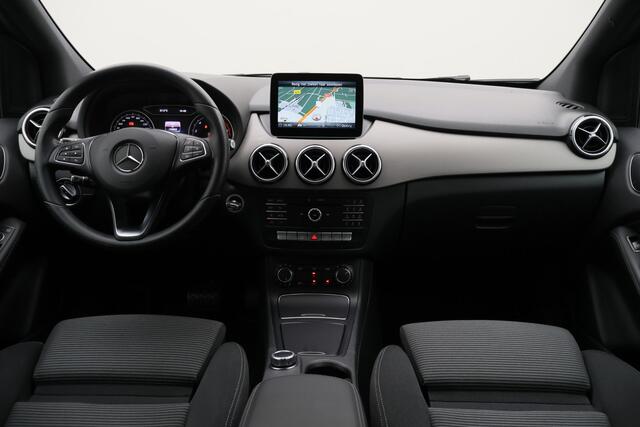Mercedes-Benz B-KLASSE 180 Business Solution Camera, Navigatie, Stoelverwarming, Cruise, PDC
