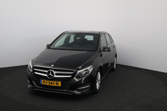 Mercedes-Benz B-KLASSE 180 d/ EERSTE EIGENAAR!/ D-Riem verv: 97.000 KM!/ Camera/ Apple + Android/ Zwarte-Hemel/ LED Koplampen/ PDC V+A/ Stoelverw./ Keyless-GO/ Cruise/ Bluetooth/ Multi. LEDER. Stuur/ Chroom.