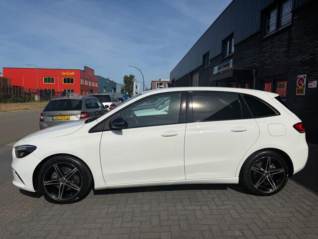 Mercedes-Benz B-KLASSE 200 Business Solution Luxury | 1E EIGENAAR | 3/6/12MND GARANTIE | AUTOMAAT | LED | CRUISE | DAB | NAVI | CARPLAY | TREKHAAK |