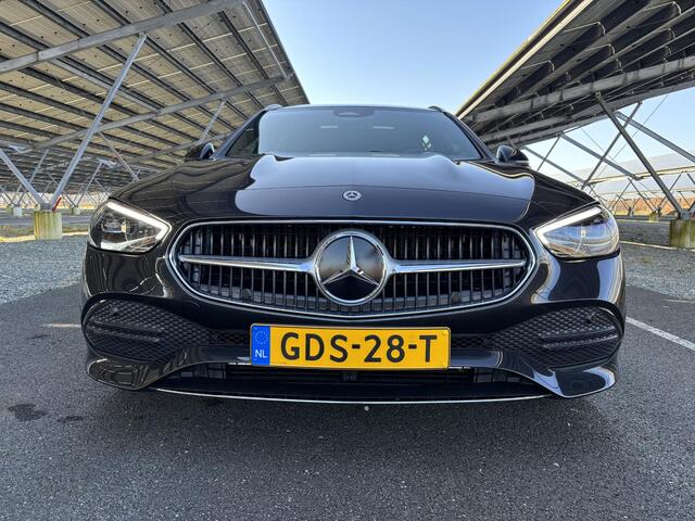 Mercedes-Benz C-KLASSE 180 Luxury Line Mercedes-Benz C 180 Estate Luxury Line | Panoramadak | Apple Car Play | LED | Stoelverwarming | 18-Inch