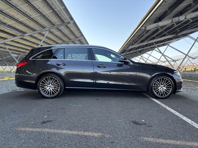 Mercedes-Benz C-KLASSE 180 Luxury Line Mercedes-Benz C 180 Estate Luxury Line | Panoramadak | Apple Car Play | LED | Stoelverwarming | 18-Inch