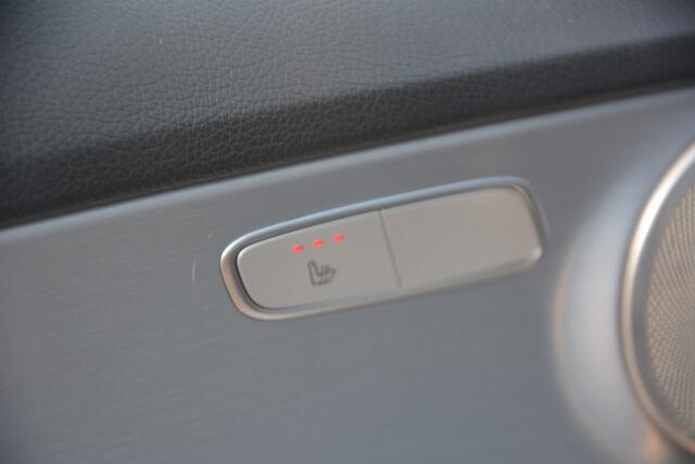 Mercedes-Benz C-KLASSE Estate 180 Ambition | Navigatie | Full LED | Sportstoelen | Stoelverwarming | Clima | Trekhaak!! |