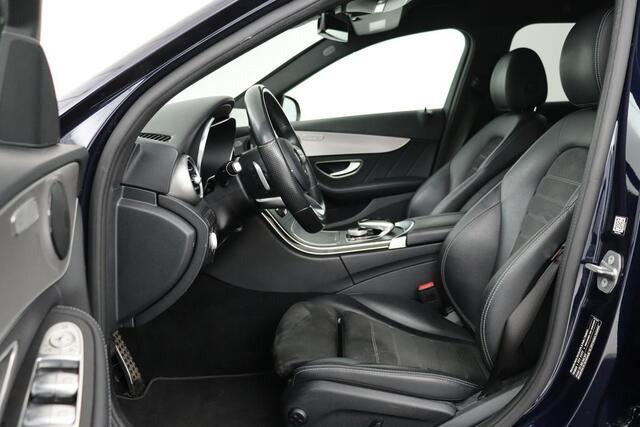 Mercedes-Benz C-KLASSE 200 AMG | Stoelverwarming | Carplay | Trekhaak | Matrix LED | Sfeerverlichting | Leder/Alcantara | Side Assist | Camera