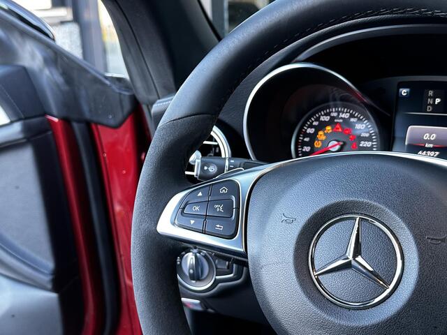 Mercedes-Benz C-KLASSE Cabrio 200 AMG Comand | 360 Gr Camera | LED | Night | Alcantara Stuur | Stoelverwarming | Designo Hyacintrood | PRACHTIG!!