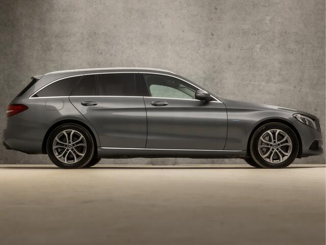 Mercedes-Benz C-KLASSE Estate 350 e Luxury Edition 279Pk Automaat (NAVIGATIE, LUCHTVERING, LEDER, STOELVERWARMING, ELEK SPORTSTOELEN, GETINT GLAS, CAMERA, SFEERVERLICHTING)