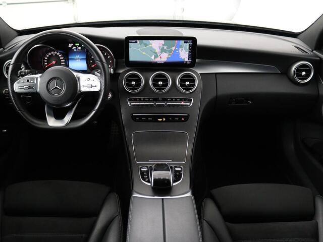 Mercedes-Benz C-KLASSE 300e AMG Night | Adaptive cruise | Stoelverwarming | Carplay | Leder/Alcantara | Camera | Navigatie | Full LED