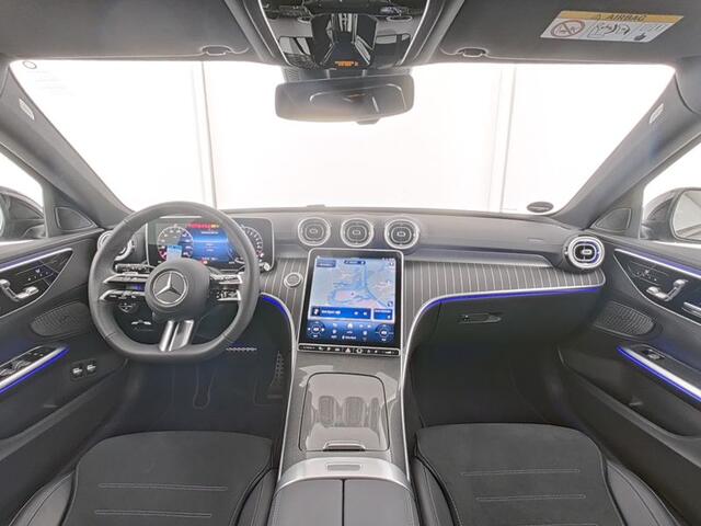 Mercedes-Benz C-KLASSE Estate 300 e AMG Plug-In Hybride | Edition AMG-Line | Night Pakket | Trekhaak | Panorama Schuif-Kanteldak | Digital Licht | DC Laden | Stuur en Stoelverwarming | Inclusief 24 maanden MB Certified garantie voor Europa.