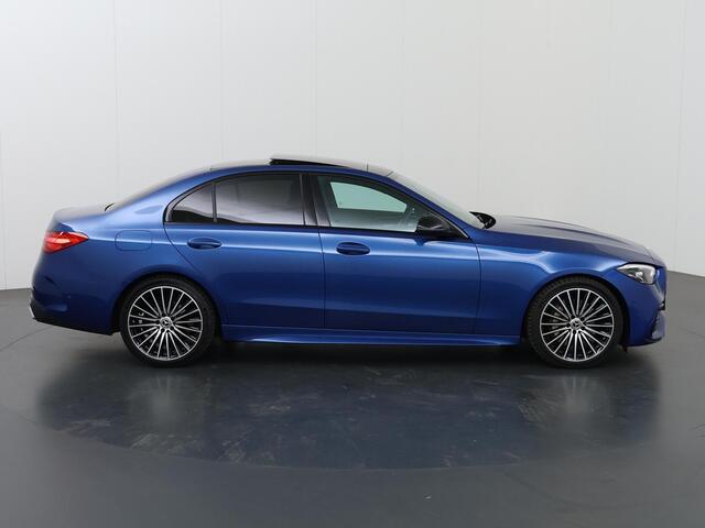 Mercedes-Benz C-KLASSE 200 AMG Line | Night | Panoramadak | Sfeerverlichting | 19" lichtmetalen spaakwielen |
