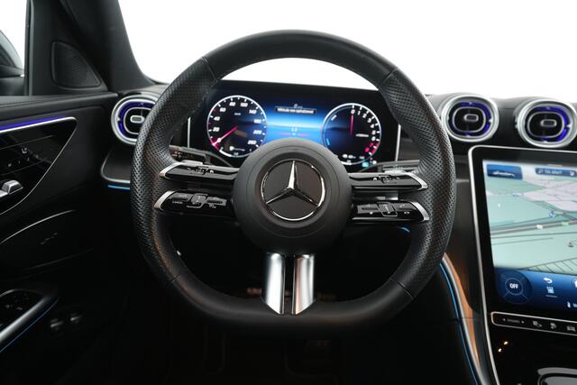 Mercedes-Benz C-KLASSE 300 e AMG Plug-In Hybride AMG line | Night Pakket | Distronic | 360° camera | Digital Licht | Keyless Go. Inclusief 24 maanden Mercedes-Benz Certified garantie voor Europa.