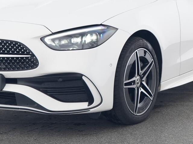 Mercedes-Benz C-KLASSE Estate 300 e AMG Line AMG Line | Night Pakket | Trekhaak | Burmester® | Panorama Schuif-Kanteldak | Distronic | Multi beam koplampen. Inclusief 24 maanden Mercedes-Benz Certified garantie voor Europa.