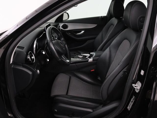 Mercedes-Benz C-KLASSE 180 Avantgarde | Half leder | Adaptief LED | Trekhaak | Navigatie | Climate control | Park Assist | Cruise control | Bluetooth