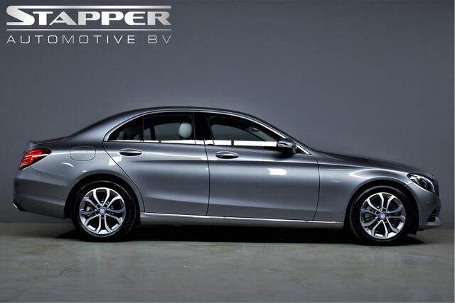 Mercedes-Benz C-KLASSE 180 157pk Automaat Prestige Camera/Navi/Led/H.Leer/Stoelverw./Cruise/Lmv17''