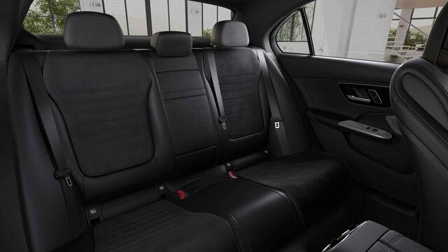 Mercedes-Benz C-KLASSE Limousine 180 Star Edition LIMITED Premium Plus | Panorama dak | Trekhaak