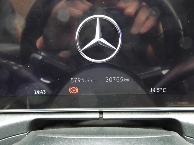Mercedes-Benz C-KLASSE 180 AMG LINE automaat Panorama
