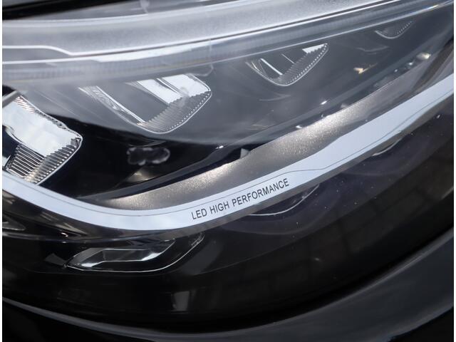 Mercedes-Benz C-KLASSE 200 AMG | Panoramadak | Leder | Burmester | Facelift