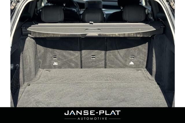 Mercedes-Benz C-KLASSE Estate 180 Avantgarde Wegdr. trekhaak | Stoelverwarming | LED |