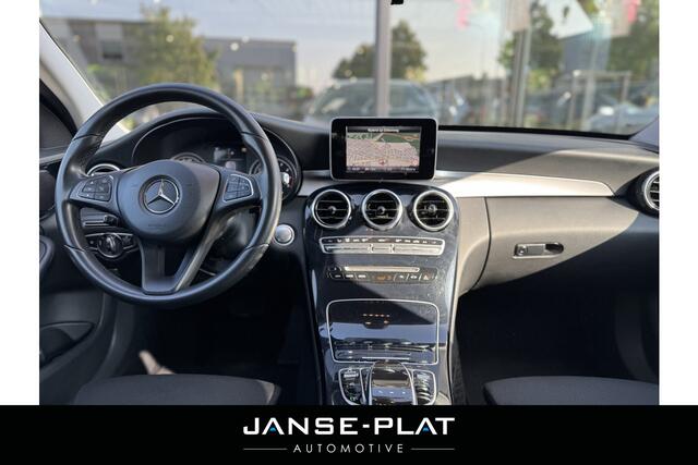 Mercedes-Benz C-KLASSE Estate 180 Avantgarde Wegdr. trekhaak | Stoelverwarming | LED |