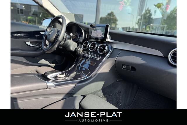 Mercedes-Benz C-KLASSE Estate 180 Avantgarde Wegdr. trekhaak | Stoelverwarming | LED |
