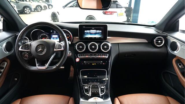 Mercedes-Benz C-KLASSE Cabrio 200 135kW/184pk Aut9 Prestige AMG-Line COMAND + LEER + AIRSCARF + CRUISE + DODHOEKMELDER + LANE ASSIST + STOELVERWARMING + MULTIBEAM LED + KEYLESS ENTRY&GO + EL.STOELVERSTELLING + PARKSENSOREN V&A + 18" LM-VELGEN!!